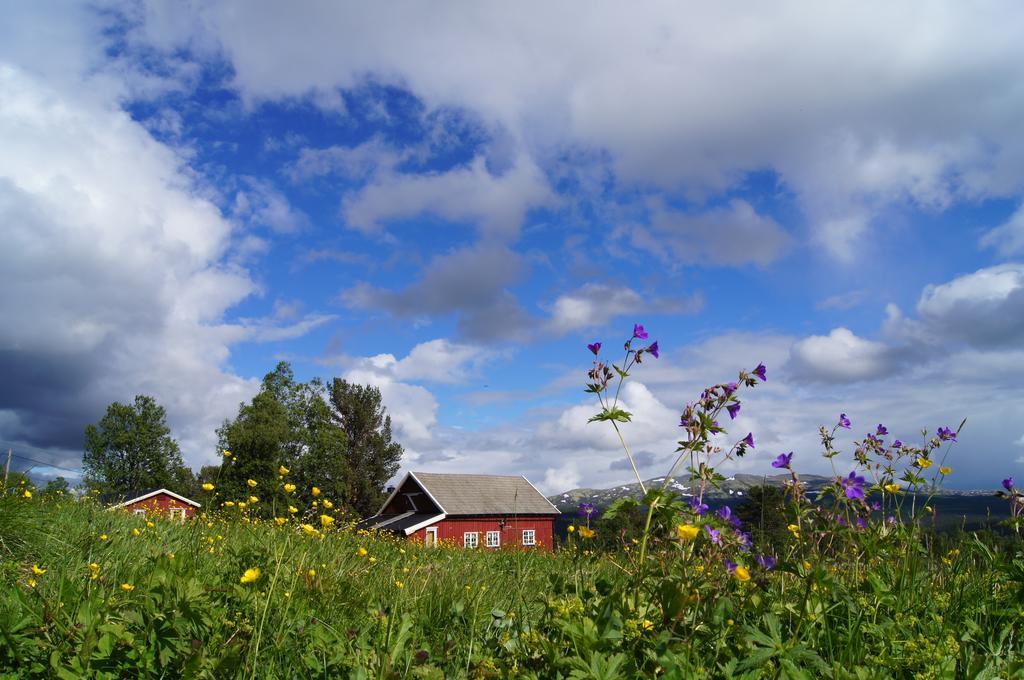 Bustad Hyttetun Skabu Exterior photo
